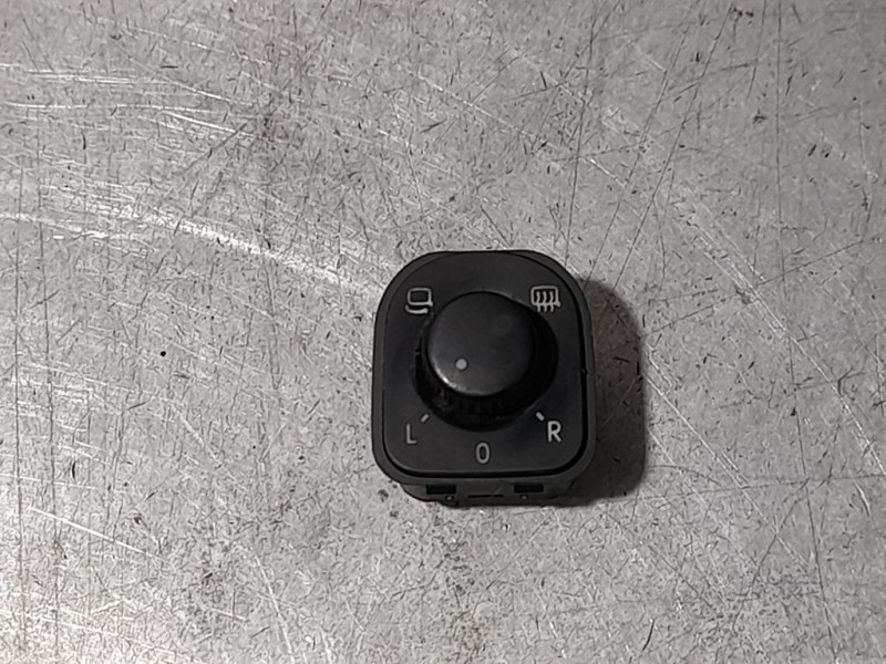 Recambio de mando retrovisor para volkswagen passat lim. (362) advance bluemotion referencia OEM IAM 1K0959565J  