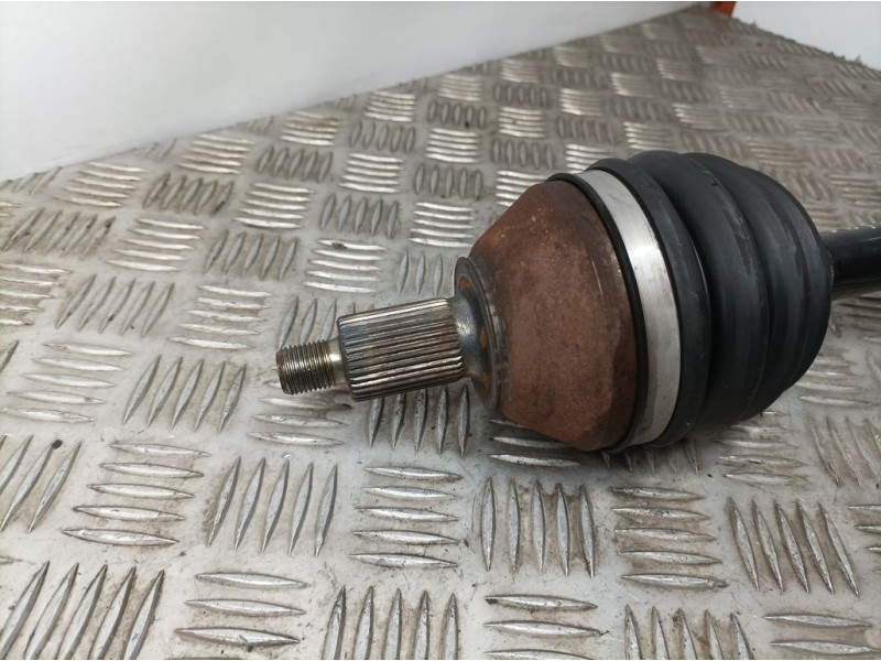 Recambio de transmision delantera izquierda para volkswagen polo (6c1) advance bluemotion referencia OEM IAM 6R0407761K  