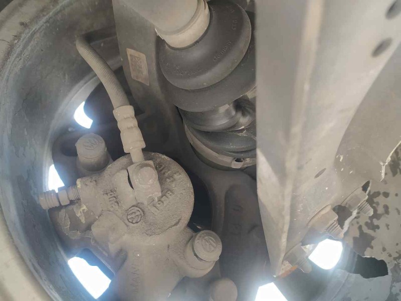 Recambio de mangueta delantera derecha para seat arona style edition referencia OEM IAM 2Q0407256AD  