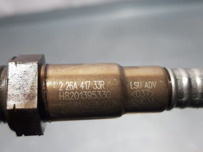 Recambio de sonda lambda para dacia duster laureate 4x2 referencia OEM IAM 226A41733R 0281004221 BOSCH