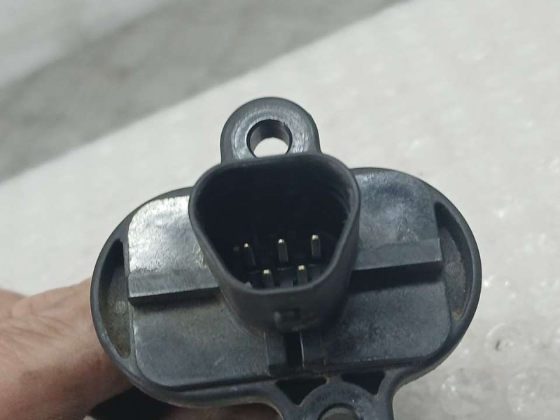 Recambio de caudalimetro para opel zafira tourer excellence referencia OEM IAM 13301682 0280218268 BOSCH