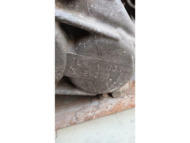 Recambio de caja cambios para renault scenic ii adventure by coronel tapiocca referencia OEM IAM TL4A000 S241731 6VELOCIDADES