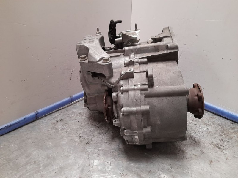 Recambio de caja cambios para audi a3 sportback (8p) 2.0 tdi ambiente referencia OEM IAM KXX 19059P02 6VELOCIDADES
