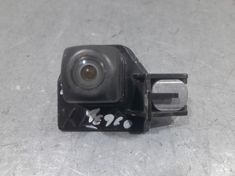Recambio de camara vision trasera para toyota yaris (_p13_) 1.5 (nsp131_) referencia OEM IAM 867900D060  