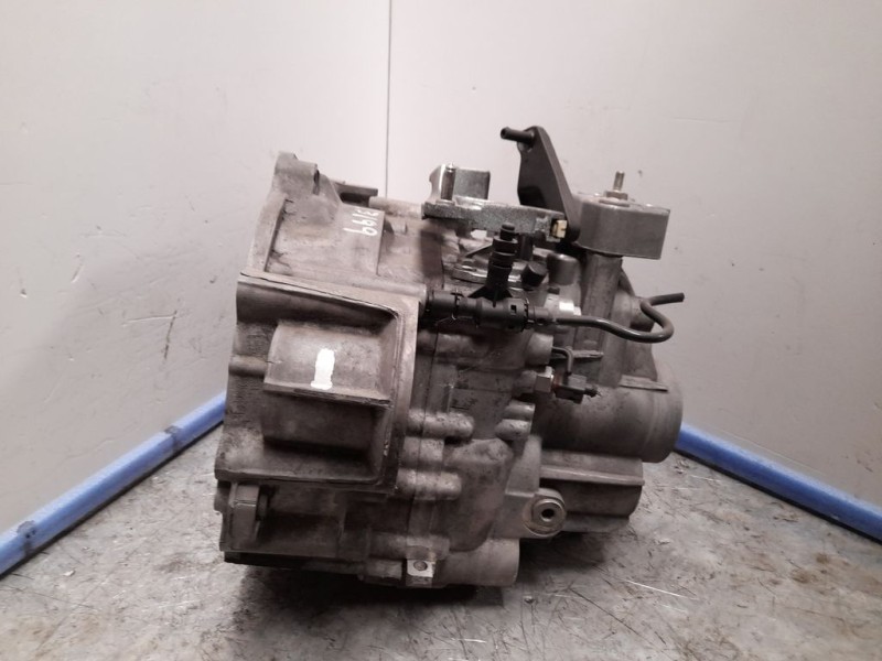 Recambio de caja cambios para audi a3 sportback (8p) 2.0 tdi ambiente referencia OEM IAM KXX 19059P02 6VELOCIDADES