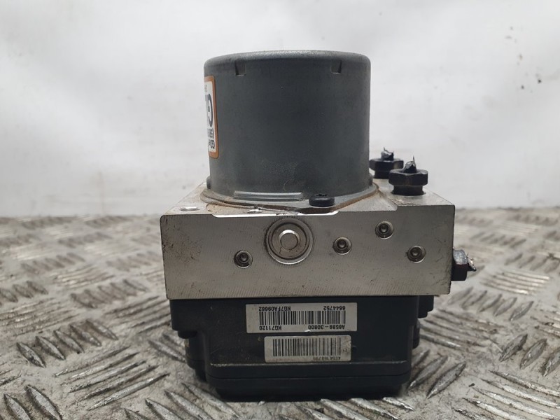 Recambio de abs para hyundai i30 (gd) classic referencia OEM IAM 58900A6230  