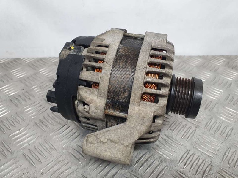 Recambio de alternador para ssangyong kyron 200 xdi premium 4wd referencia OEM IAM A6651540202  