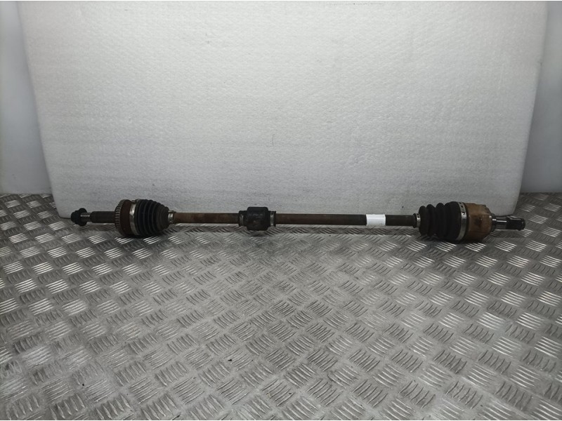 Recambio de transmision delantera derecha para hyundai ix20 gls style referencia OEM IAM 495011P200  