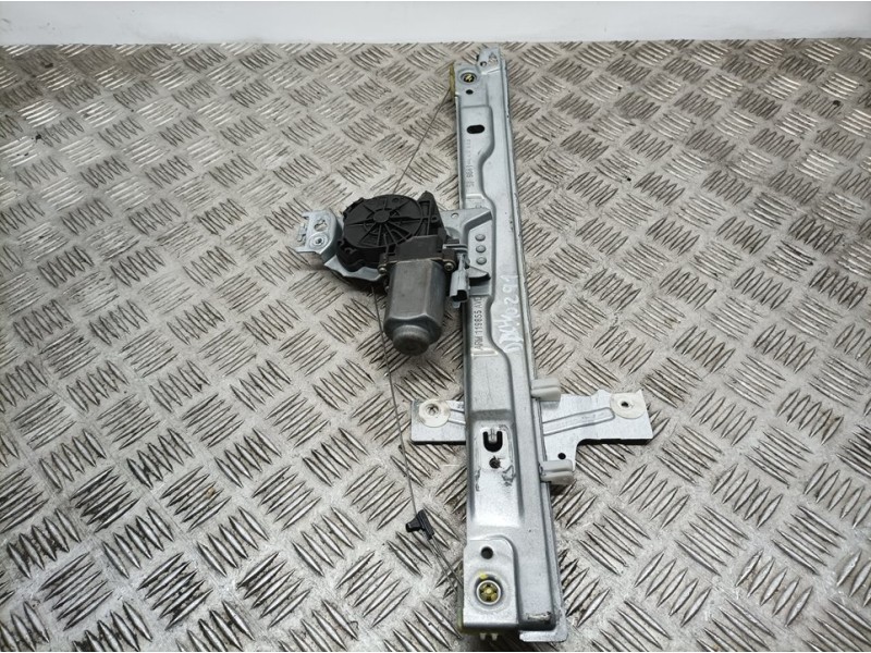 Recambio de elevalunas delantero derecho para peugeot 207 x-line referencia OEM IAM 9681182280 2 PINS ELECTRICO 2 PINS