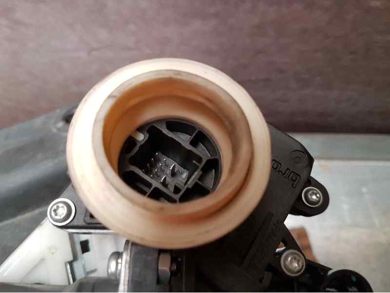 Recambio de elevalunas delantero izquierdo para toyota yaris ts referencia OEM IAM 857020F010 10 PINS ELECTRICO