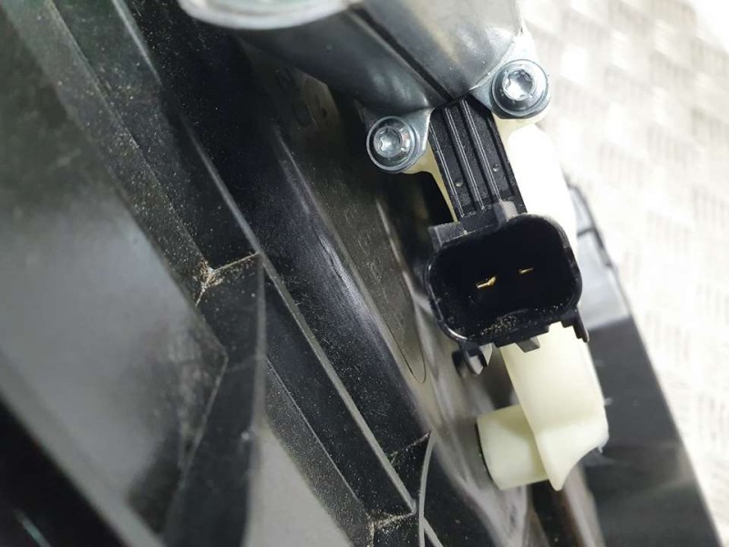 Recambio de elevalunas delantero derecho para ford puma hybrid titanium referencia OEM IAM L1TBS23200CF E21934107 ELECTRICO 2 PI