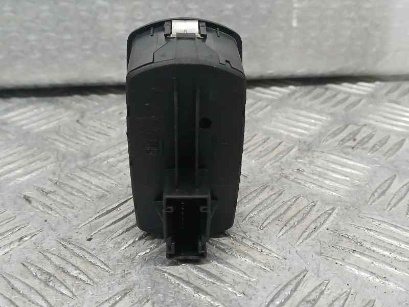 Recambio de mando elevalunas delantero izquierdo para opel corsa d enjoy referencia OEM IAM 13258521AA 315625731 C/ MANDO RETROV