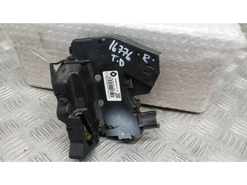 Recambio de cerradura puerta trasera derecha para renault talisman (lp_) 1.5 dci 110 referencia OEM IAM 825026236R  16943618A