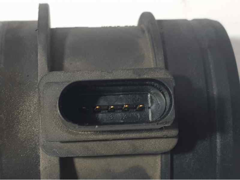 Recambio de caudalimetro para audi a3 sportback (8p) 2.0 tdi ambiente referencia OEM IAM 03G906461C 0281002735 BOSCH