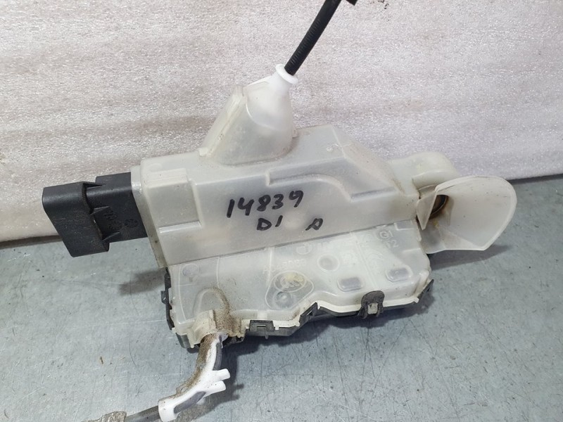 Recambio de cerradura puerta delantera izquierda para opel combo life edition referencia OEM IAM 16943580 6498W0590J4 6 PINES