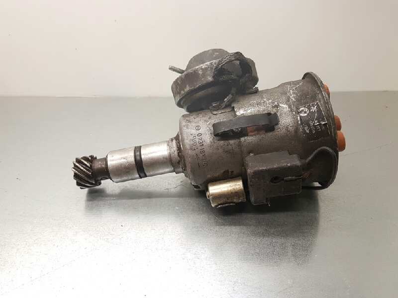 Recambio de delco para bmw serie 3 (e21) 1.8 referencia OEM IAM 0231181016  BOSCH