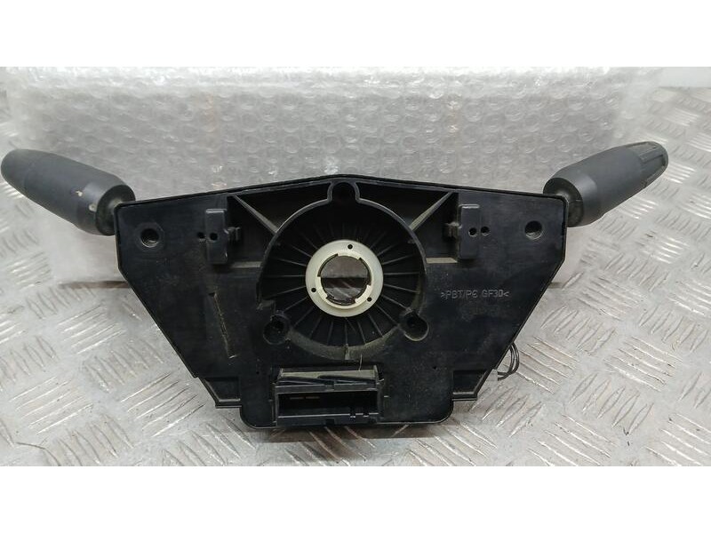 Recambio de mando luces y limpia para opel corsa d enjoy referencia OEM IAM 13142283 DELPHI 12274700