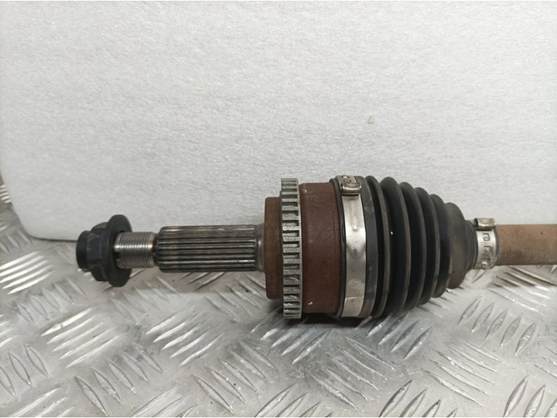 Recambio de transmision delantera derecha para hyundai ix20 gls style referencia OEM IAM 495011P200  