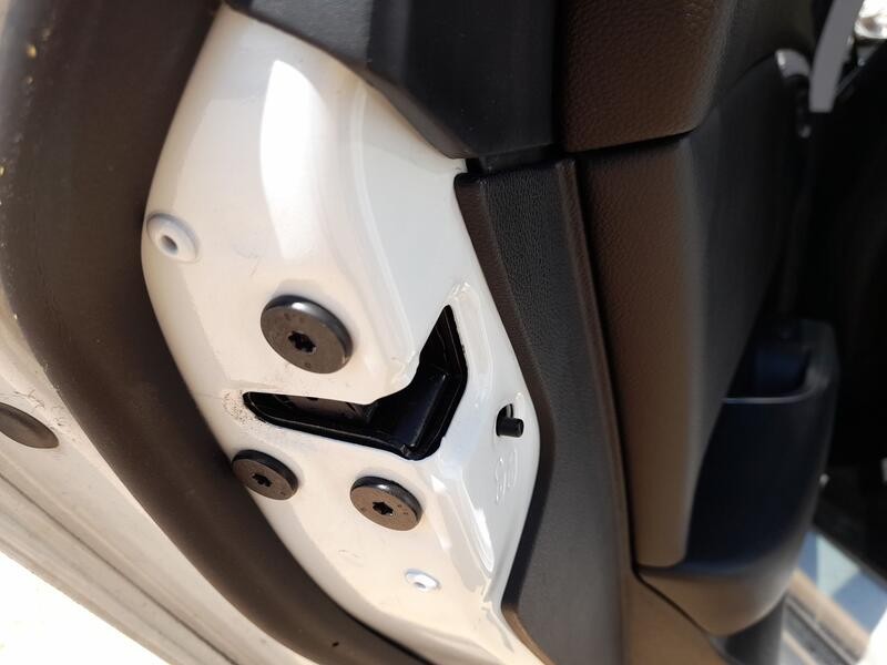 Recambio de cerradura puerta trasera izquierda para renault talisman (lp_) 1.5 dci 110 referencia OEM IAM 825037601R  