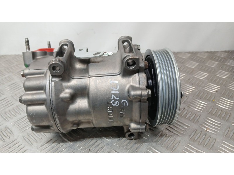 Recambio de compresor aire acondicionado para peugeot 5008 (0u_, 0e_) 1.6 hdi referencia OEM IAM 6453ZC 1321F SD7C16