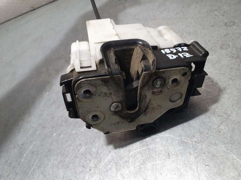 Recambio de cerradura puerta delantera izquierda para fiat nuova 500 (150) pop referencia OEM IAM 51785924 312ECTSX 5 PINES