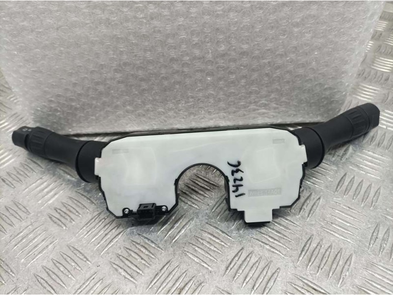 Recambio de mando luces y limpia para renault koleos dynamique referencia OEM IAM 14A01  NILES