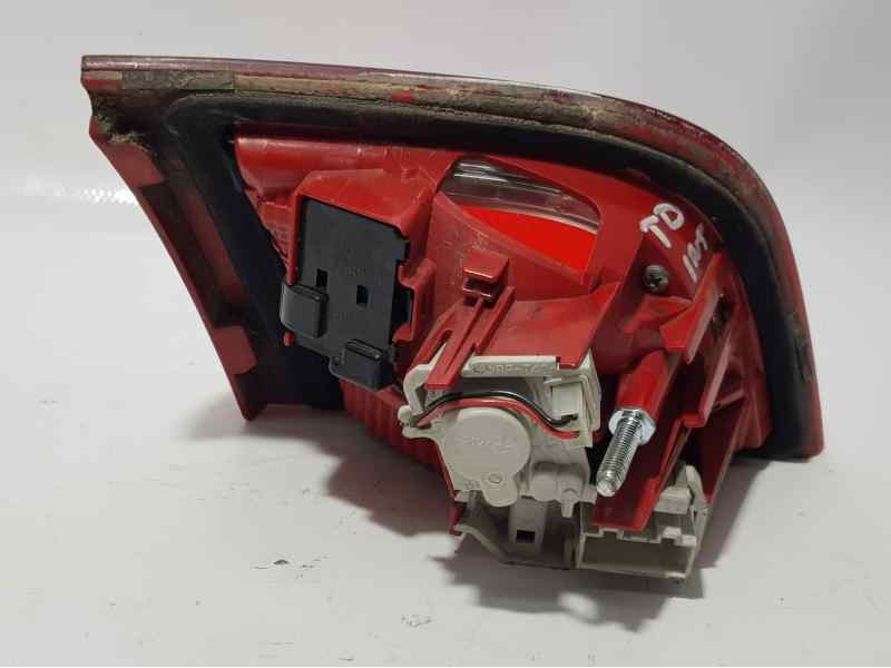Recambio de piloto trasero derecho para audi a3 sportback (8p) 2.0 tdi ambiente referencia OEM IAM 8P4945094D  INTERIOR