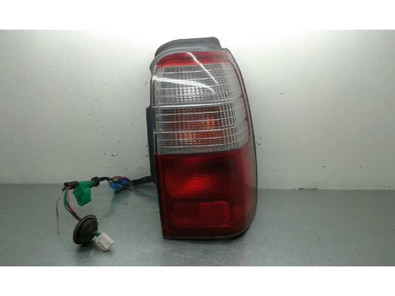 Recambio de piloto trasero derecho para toyota hilux 4x4 referencia OEM IAM   