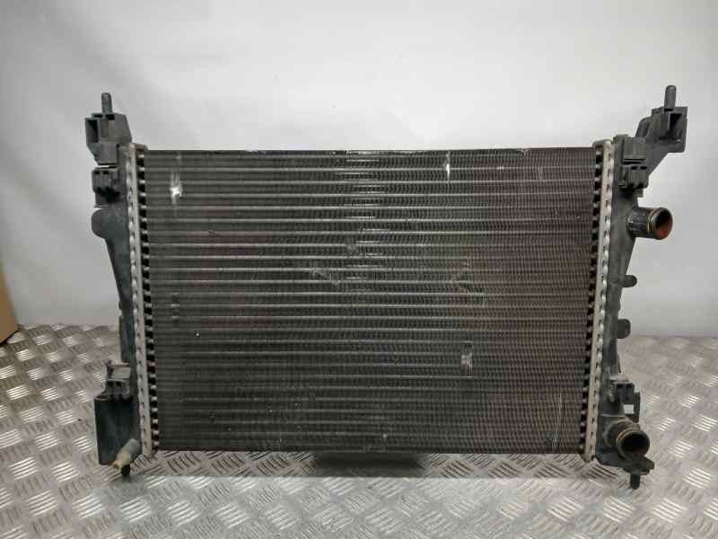 Recambio de radiador agua para opel corsa d enjoy referencia OEM IAM 560961104 55701408 BEHR