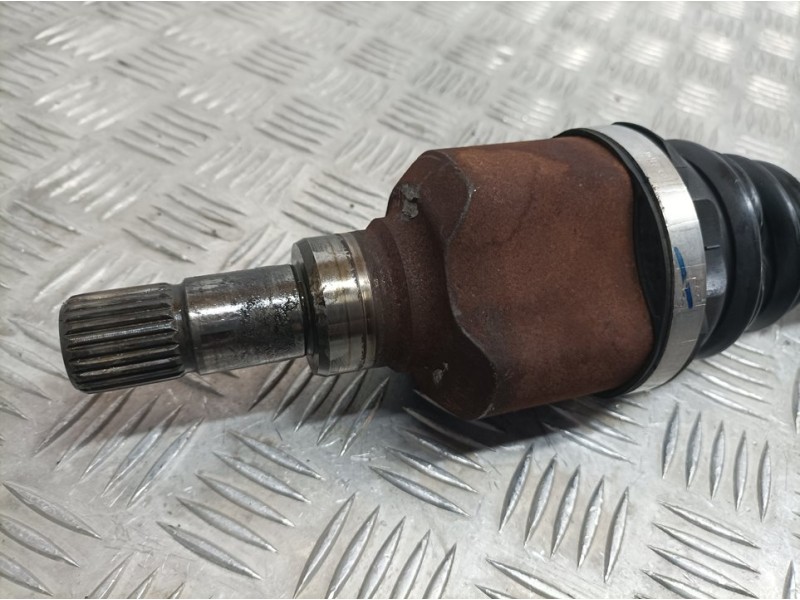 Recambio de transmision delantera derecha para opel combo life edition referencia OEM IAM 9806699780  