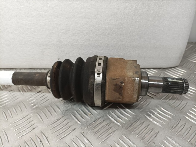 Recambio de transmision delantera derecha para hyundai ix20 gls style referencia OEM IAM 495011P200  