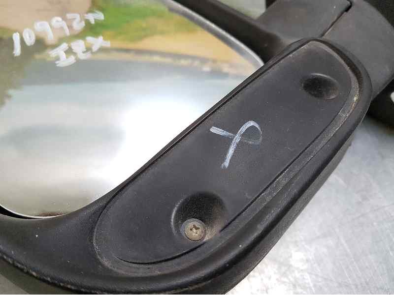 Recambio de retrovisor izquierdo para ford transit, combi 1995 ft 100 2.5 city-line referencia OEM IAM   ROTO Y LE FALTA UN ESPE