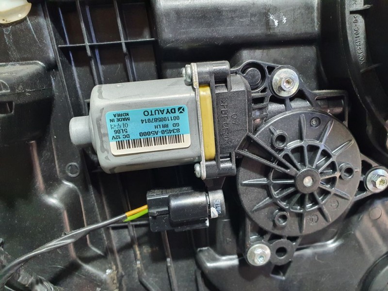 Recambio de elevalunas trasero izquierdo para hyundai i30 (gd) classic referencia OEM IAM 83470A6020  ELECTRICO 2 PINS