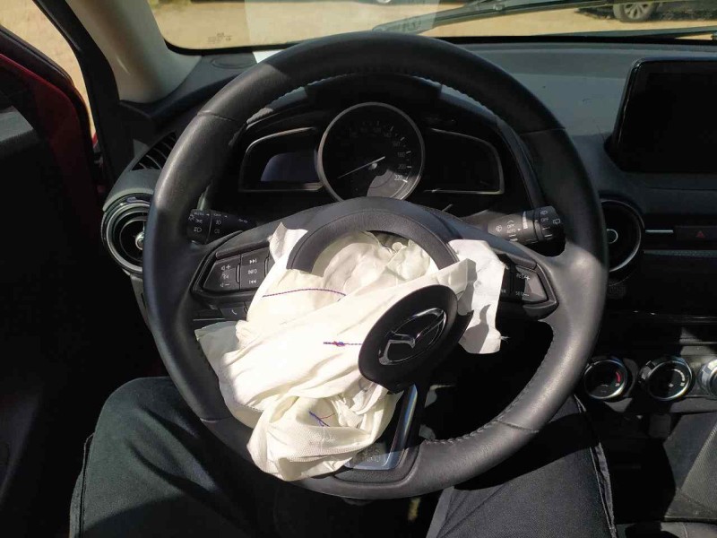 Recambio de volante para mazda 2 lim. () black tech edition referencia OEM IAM DA6A3298202  