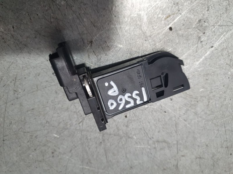 Recambio de caudalimetro para peugeot 5008 gt line 1.5 hdi 130 cv referencia OEM IAM 9677093080 AFH50M27 HITACHI