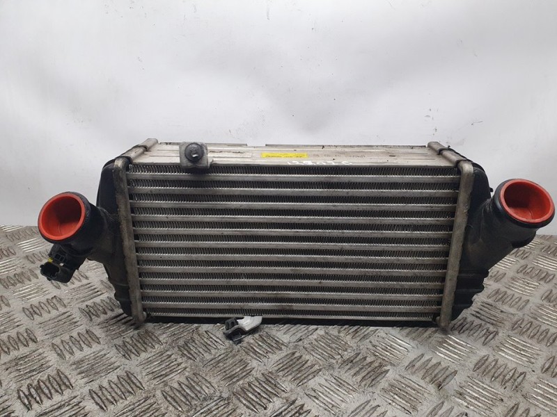 Recambio de intercooler para hyundai i30 (gd) classic referencia OEM IAM 282702A570  