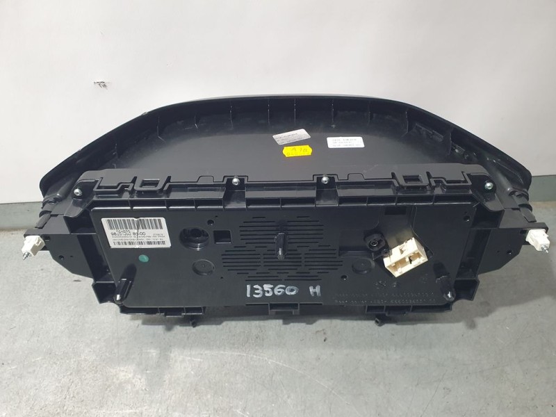 Recambio de cuadro instrumentos para peugeot 5008 gt line 1.5 hdi 130 cv referencia OEM IAM 9828150380 50300352080200 