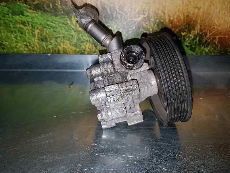 Recambio de bomba direccion para opel insignia berlina cosmo referencia OEM IAM 13273784  