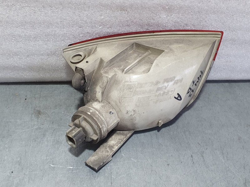 Recambio de piloto trasero derecho paragolpes para ford focus berlina (cak) ambiente referencia OEM IAM 1M5115K272A 1M5115500A 