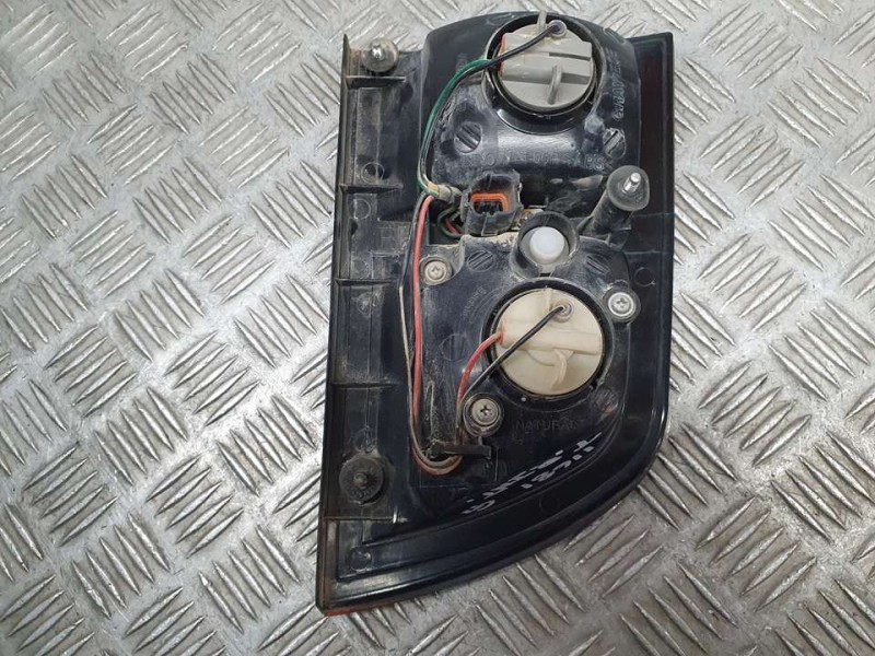 Recambio de piloto trasero derecho para ssangyong kyron 200 xdi premium 4wd referencia OEM IAM SIN REF  INTERIOR