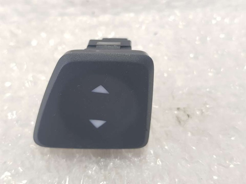 Recambio de mando elevalunas delantero derecho para fiat nuova 500 (150) pop referencia OEM IAM 0735450602 E30500 