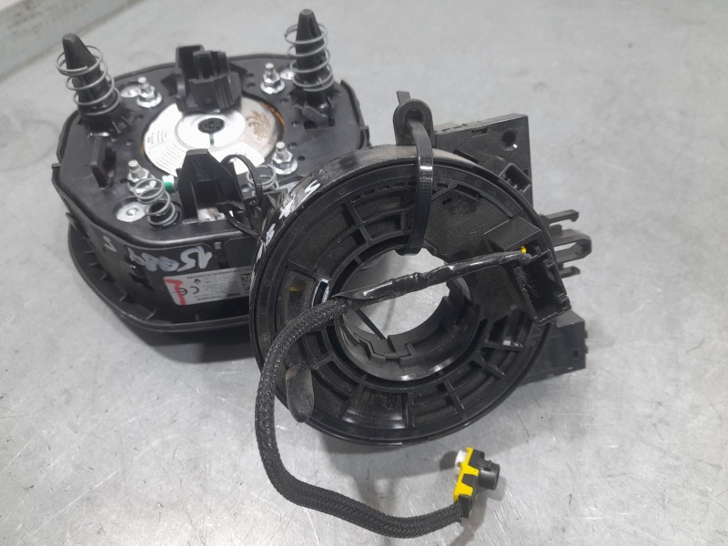 Recambio de airbag delantero izquierdo para renault captur ii techno referencia OEM IAM 34324684B  