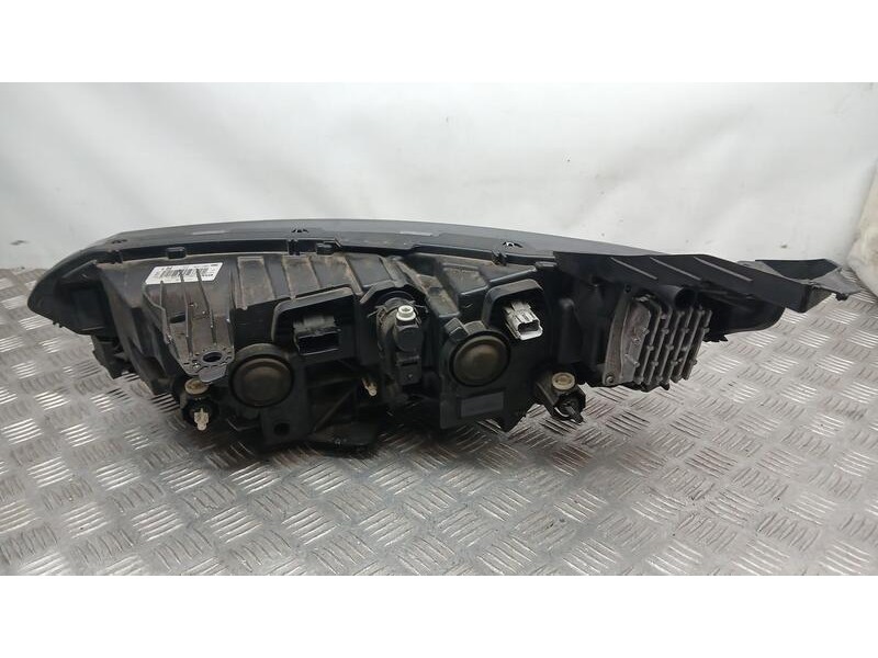 Recambio de faro derecho para renault talisman (lp_) 1.5 dci 110 referencia OEM IAM 260106724R PATA ROTA VALEO 89911938