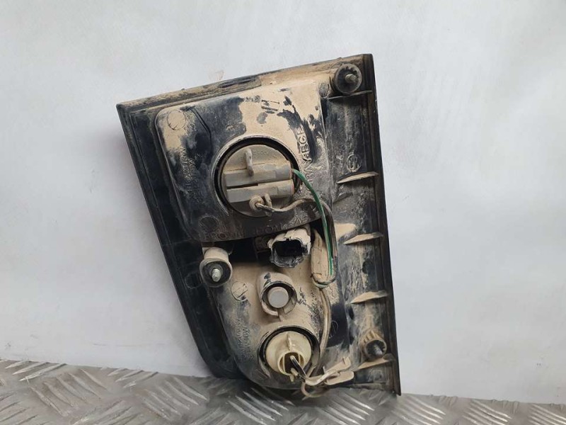 Recambio de piloto trasero izquierdo para ssangyong kyron 200 xdi premium 4wd referencia OEM IAM SIN REF  INTERIOR