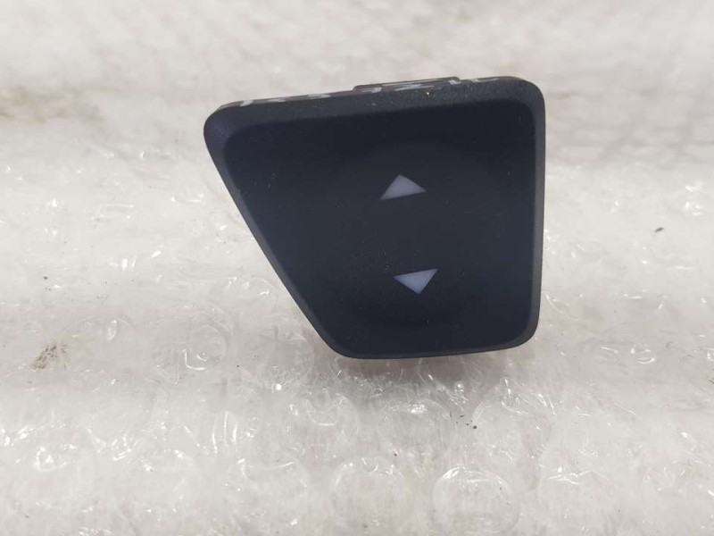 Recambio de mando elevalunas delantero izquierdo para fiat nuova 500 (150) pop referencia OEM IAM 0735450601  