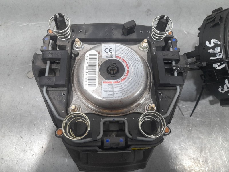 Recambio de airbag delantero izquierdo para ssangyong tivoli limited 4x2 referencia OEM IAM 8620135500  