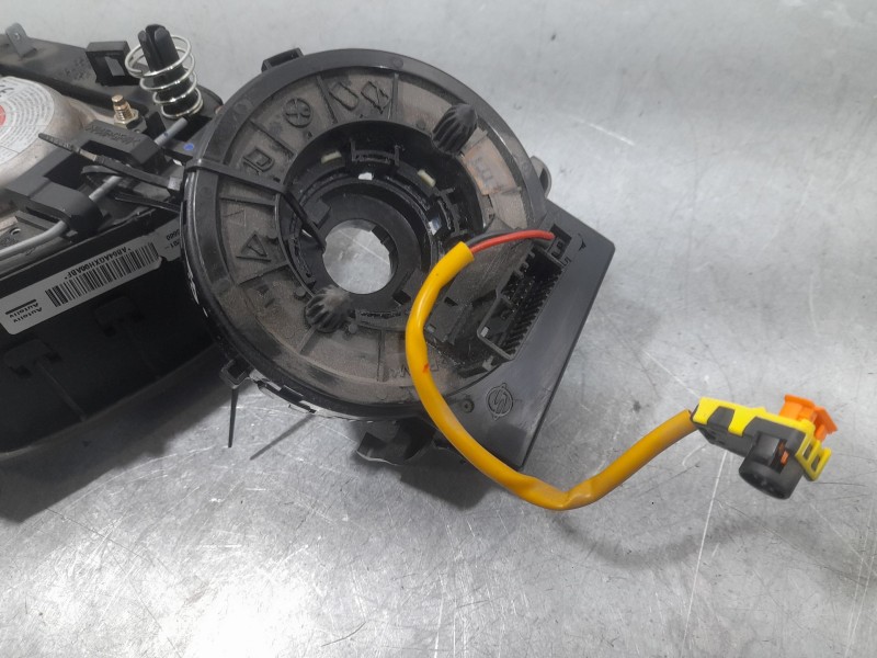 Recambio de airbag delantero izquierdo para ssangyong tivoli limited 4x2 referencia OEM IAM 8620135500  