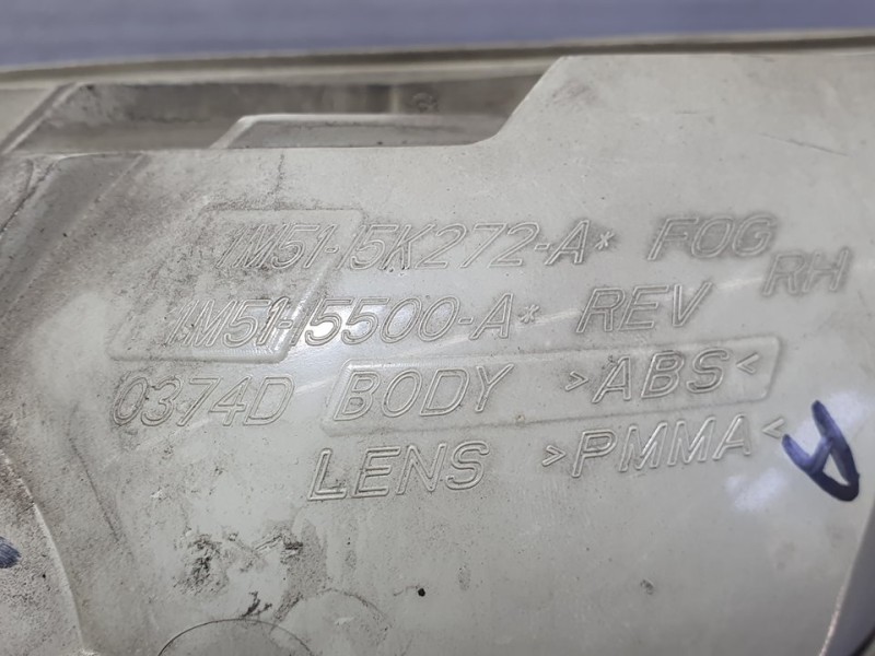 Recambio de piloto trasero derecho paragolpes para ford focus berlina (cak) ambiente referencia OEM IAM 1M5115K272A 1M5115500A 