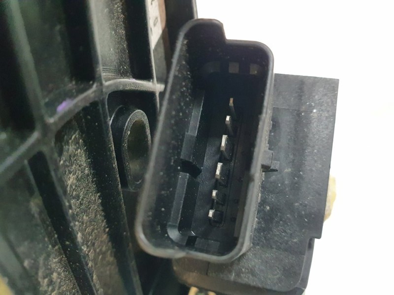 Recambio de elevalunas trasero derecho para peugeot 5008 gt line 1.5 hdi 130 cv referencia OEM IAM 9812642880 6 PINS ELECTRICO 6