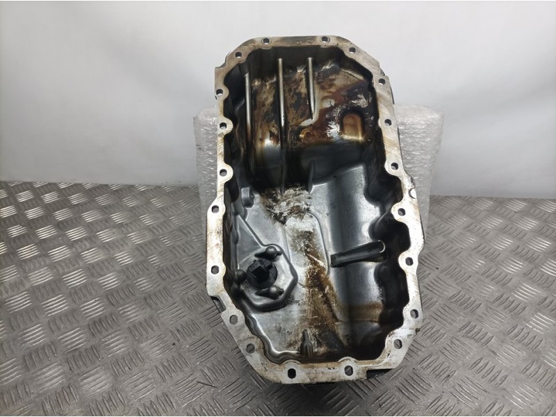 Recambio de carter para audi a3 (8p) 1.4 16v tfsi referencia OEM IAM 03C103603T  